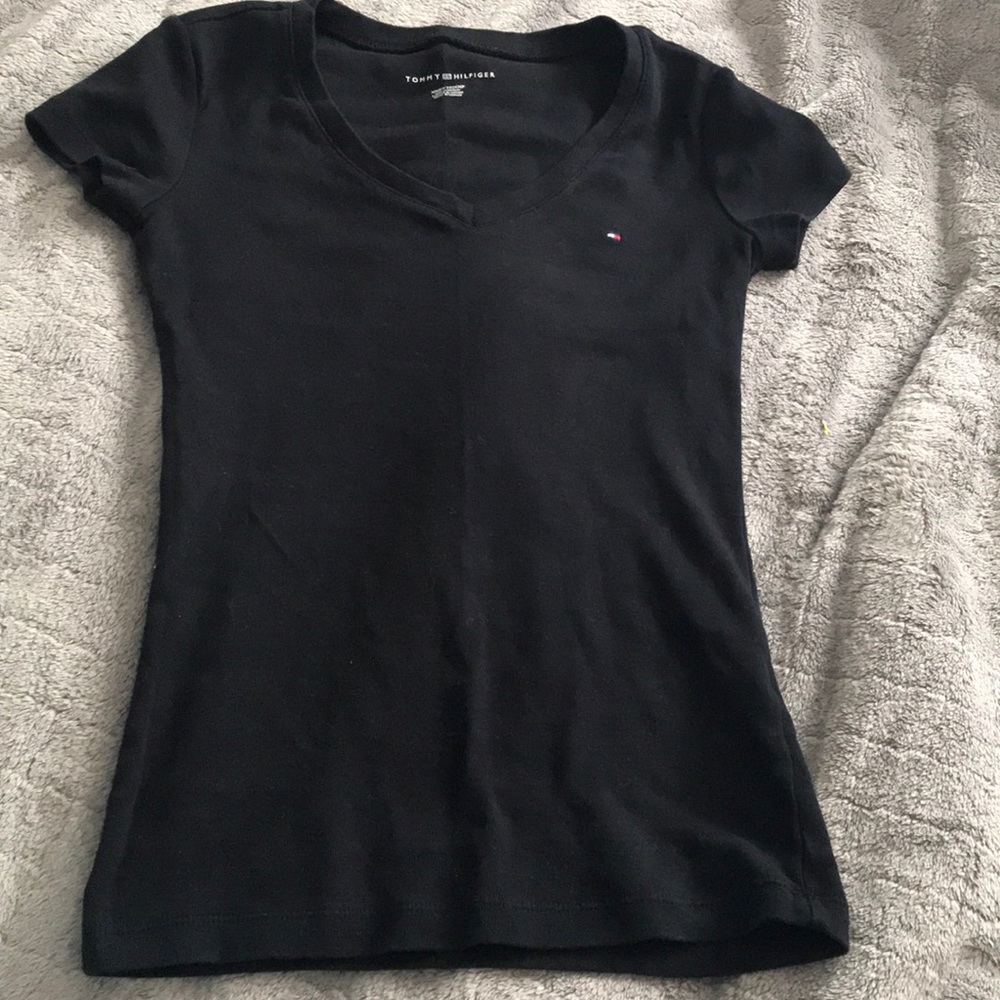 Woman’s v- neck Tommy Hilfiger